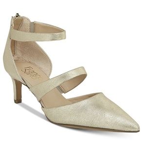Franco Sarto Davey Kitten Heel. Gold. New!
